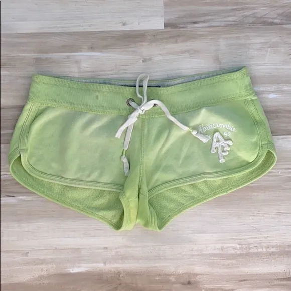 ❤️ Abercrombie Lime Green Logo Shorts Small