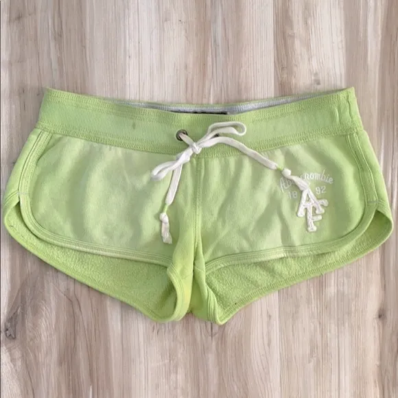 ❤️ Abercrombie Lime Green Logo Shorts Small