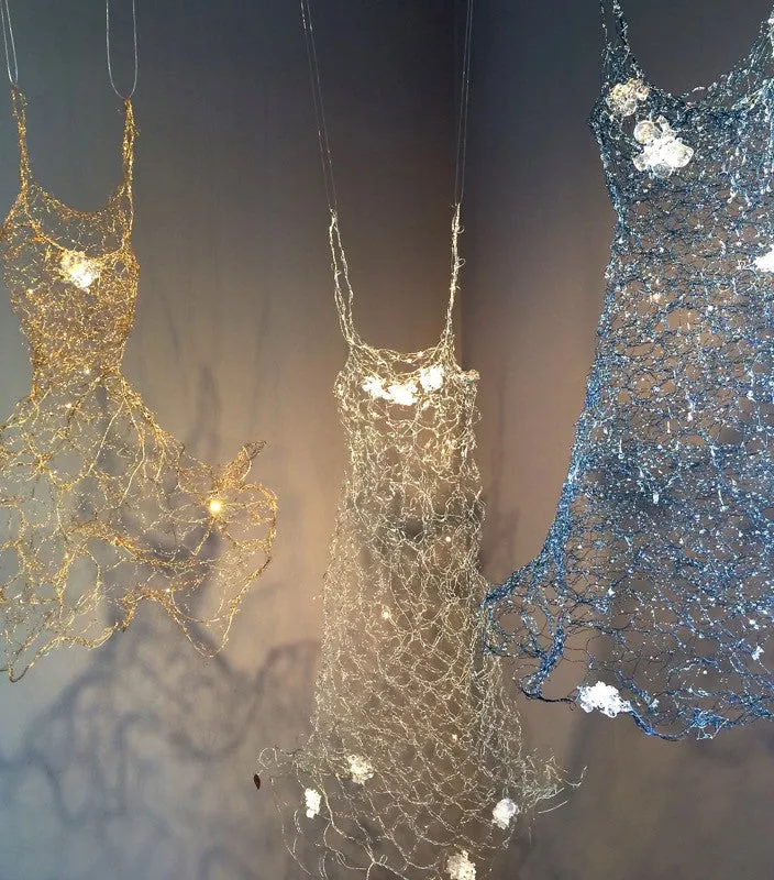3 Dresses Installed