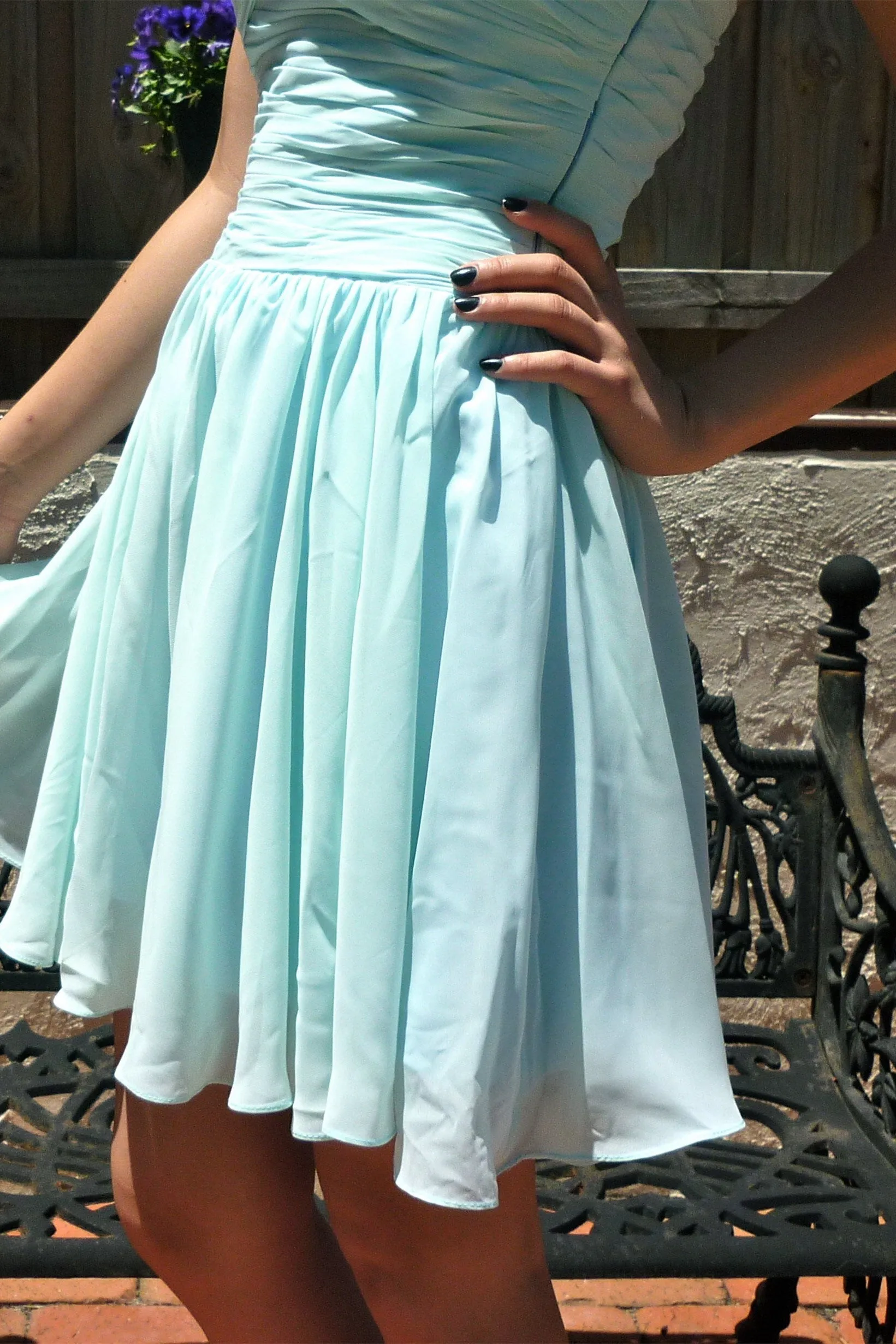 A-line Halt Sweetheart Knee Length Backless Chiffon Prom Dress