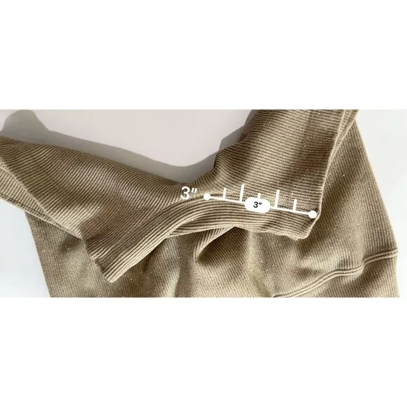 ALO Yoga 3&quot; Seamless Ribbed Shimmer Shorts in Gravel