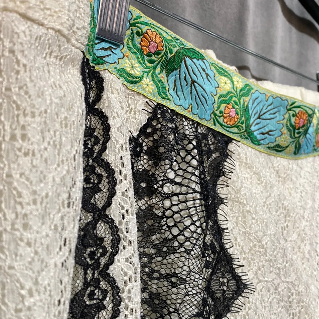 Anna Sui white and Black Victorian Lace shorts