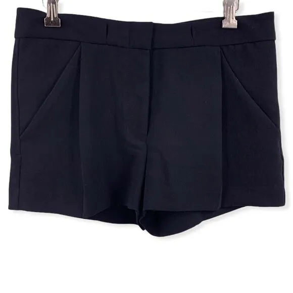 Aritzia Wilfred Exergue Shorts Black Size 6