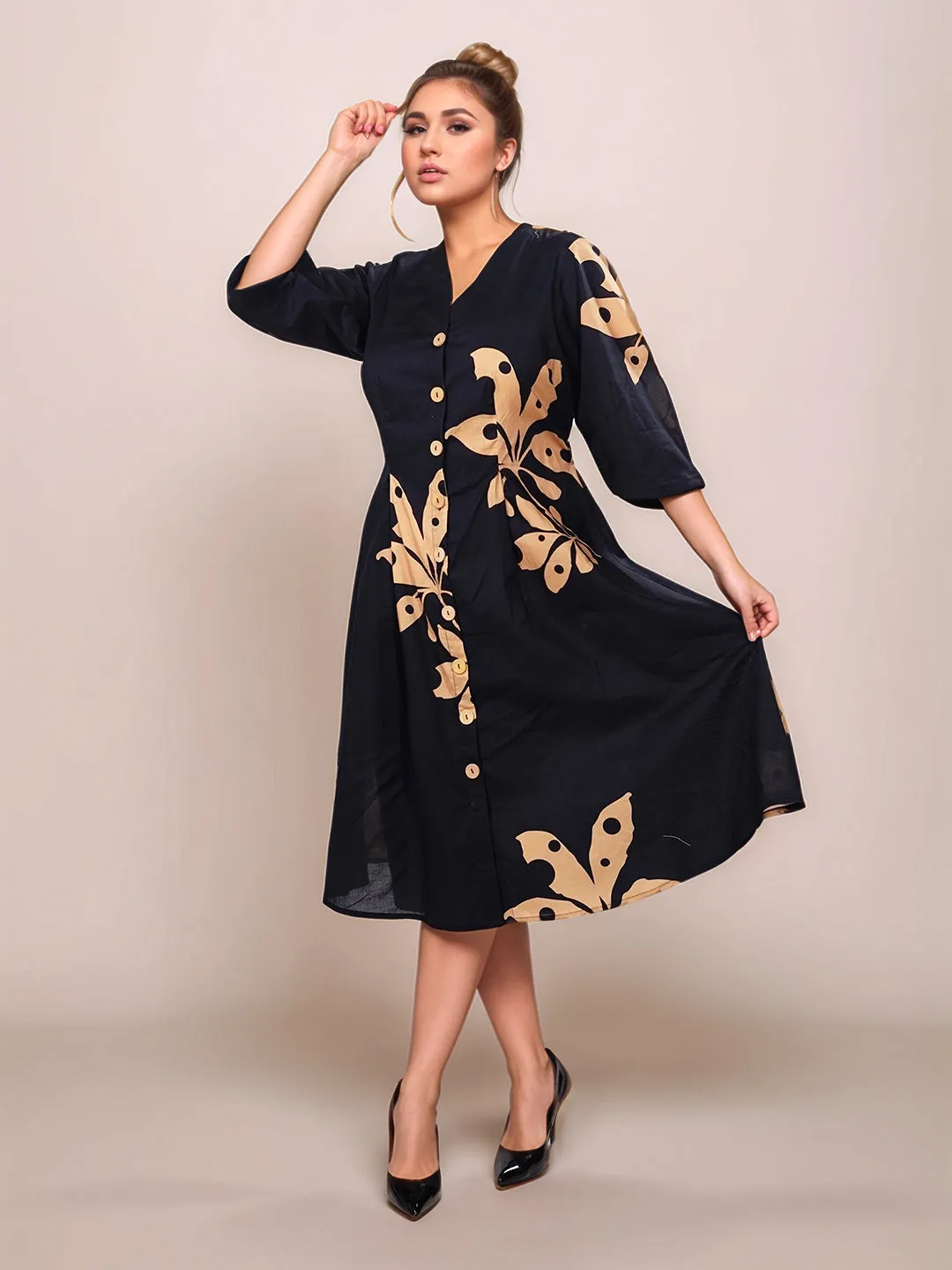 Black Floral Prints Straight Fit Midi Dress
