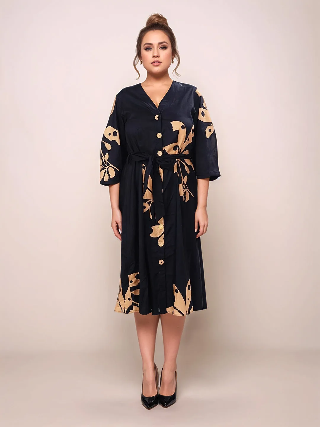Black Floral Prints Straight Fit Midi Dress