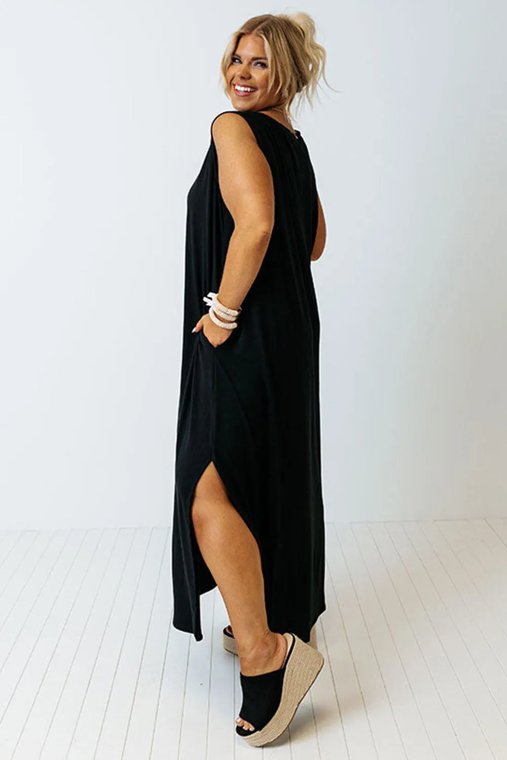 Black Plus Size Wide Sleeveless Shoulder Straps Maxi Dress