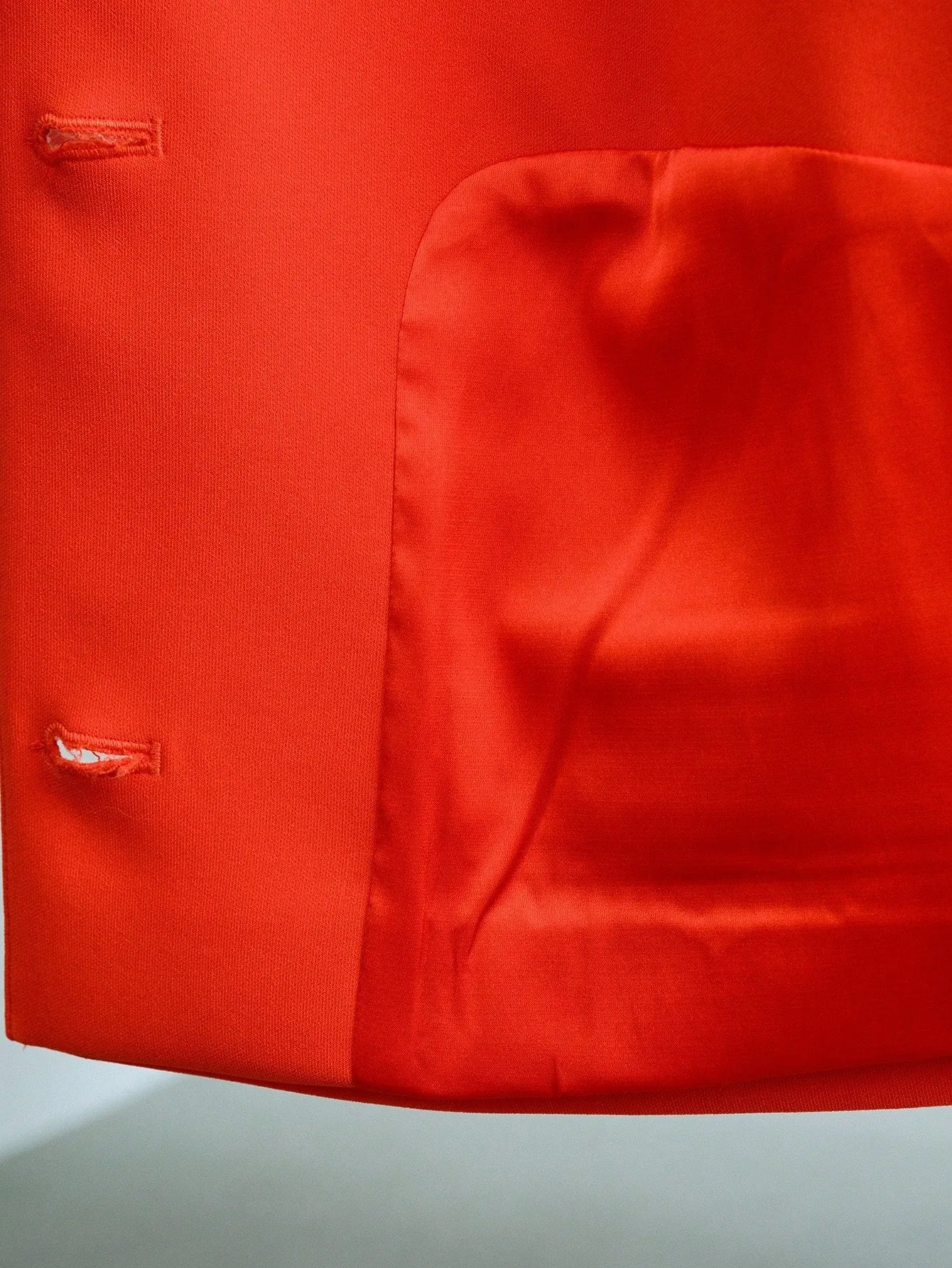 Blazer Ligero MOTF Studio en Cherry Vibes