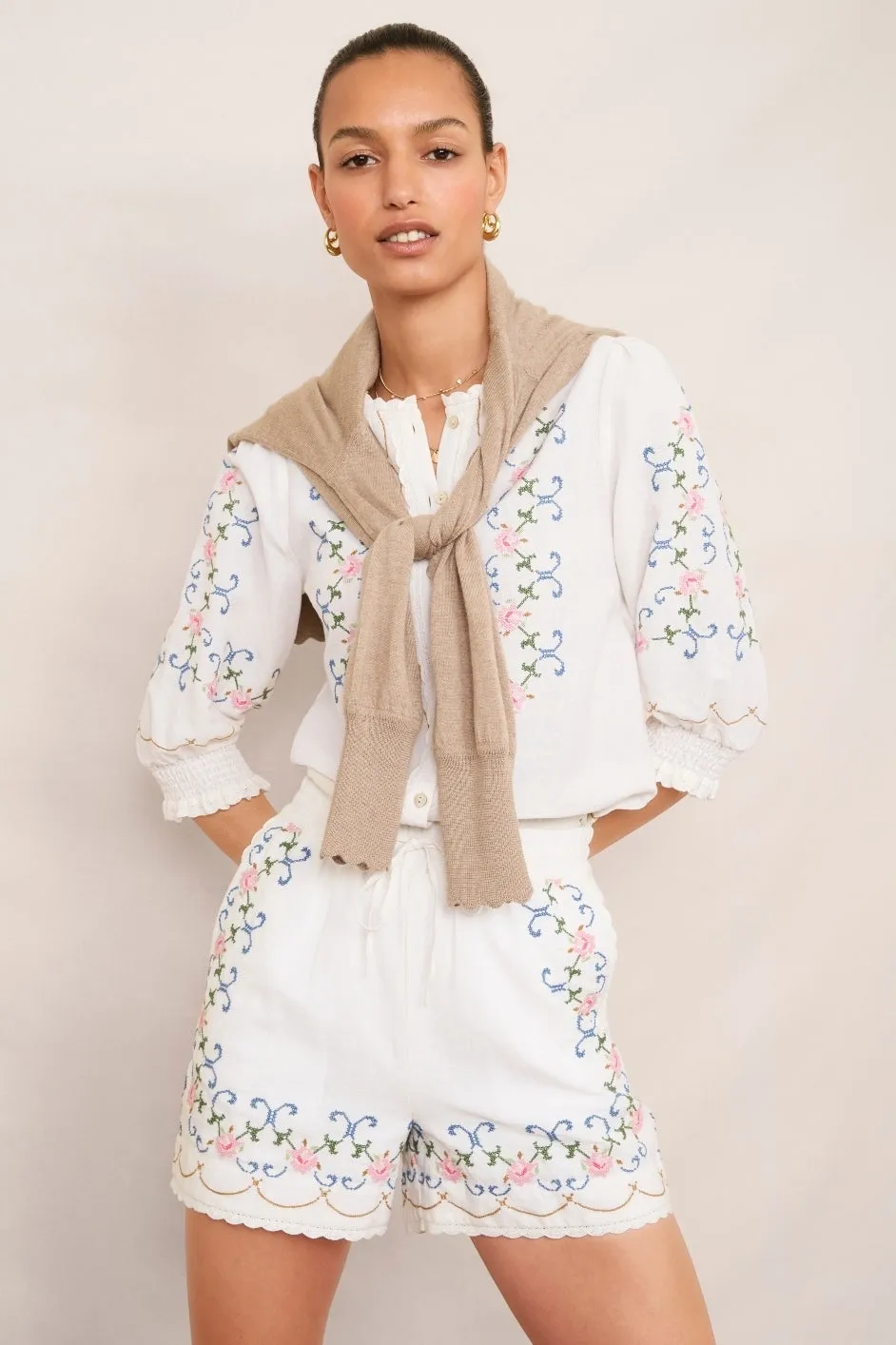 Cora Embroidered Short - White