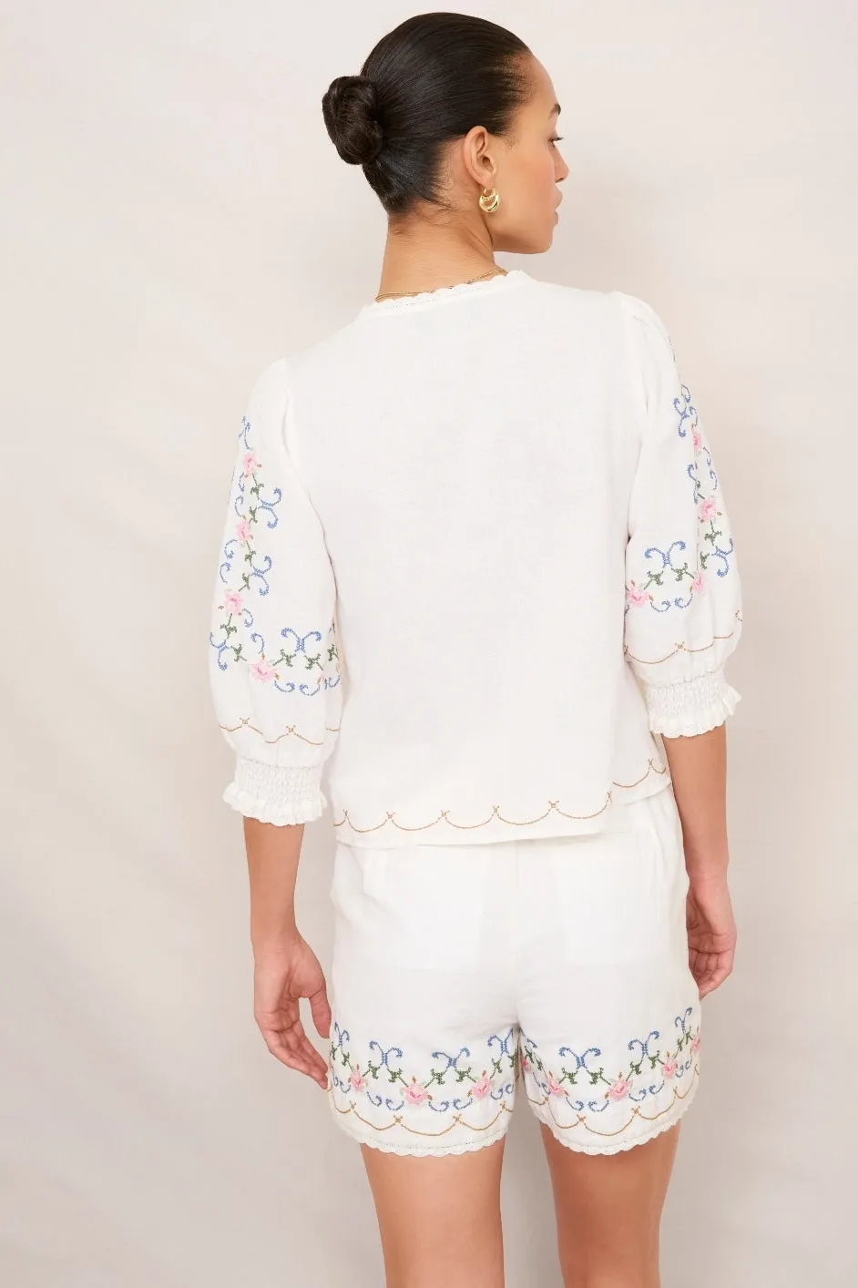 Cora Embroidered Short - White