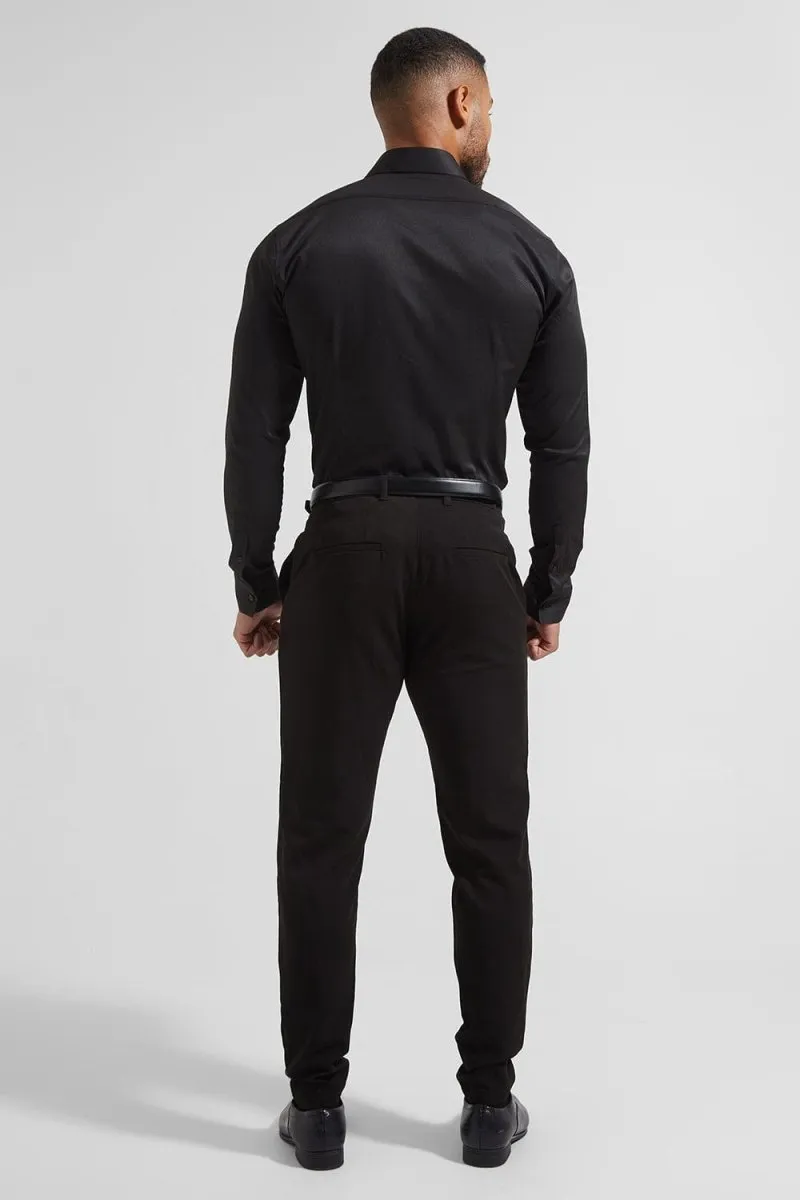 Cutaway Collar Twill Shirt in Black