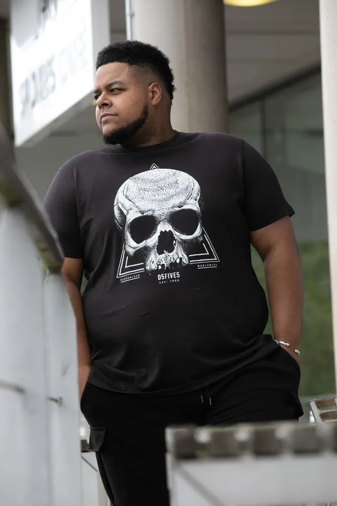 D555 HUCKNALL Skull Monochrome Print Crew Neck T-shirt For Men in Washed Black, 2XL-8XL