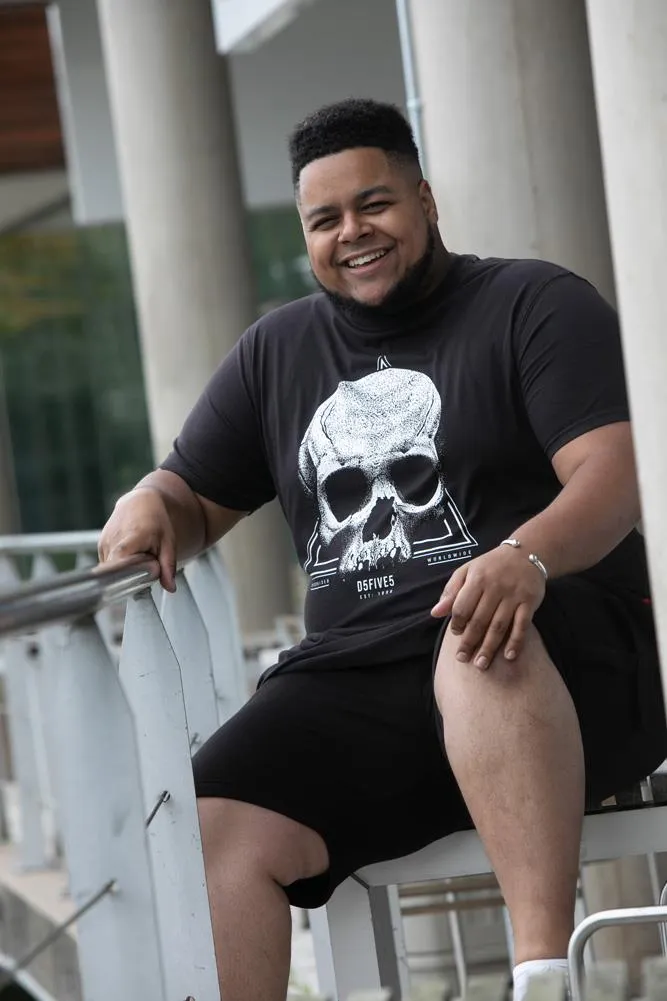 D555 HUCKNALL Skull Monochrome Print Crew Neck T-shirt For Men in Washed Black, 2XL-8XL