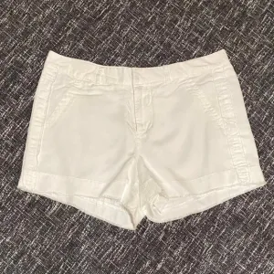 ECRU Women's White Frayed Hem Tencel Dressy Dress Shorts Lined Size 6