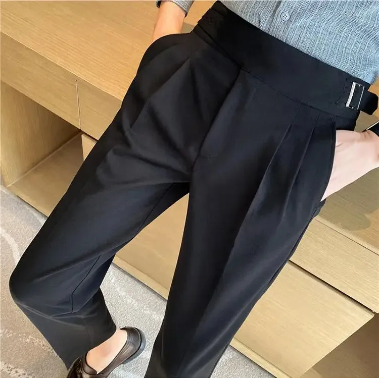 Finn | Slim Fit Pleated Trousers