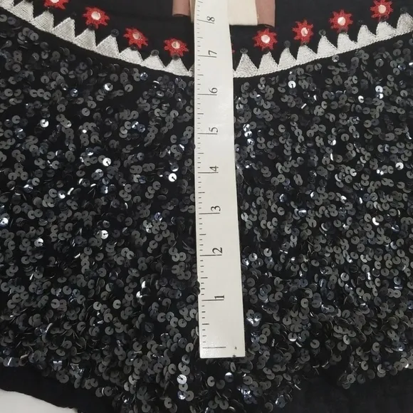 𝅺free PEOPLE Wild Heart Kyra Sequin Short!