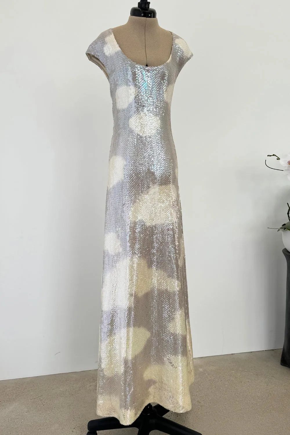 Halston Fall 1973 Cloud Dress in Silver Grey & Ivory Covered with Iridescent Sequins - 13-14" W