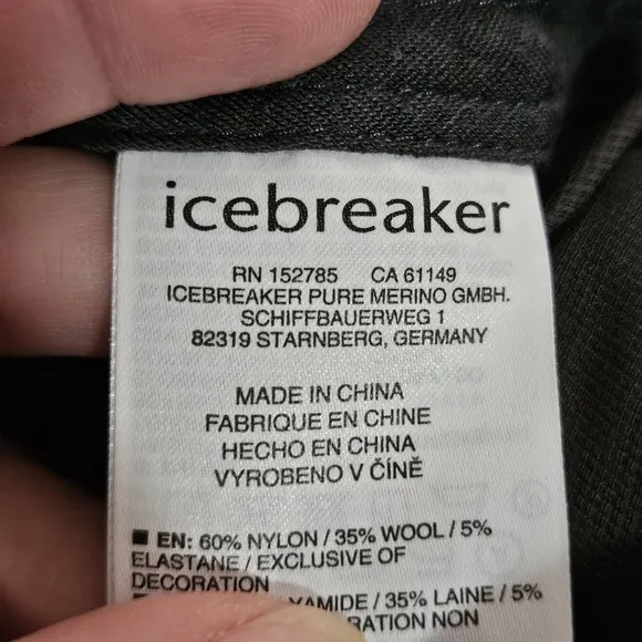 IceBreaker Merino wool blend shorts size 27