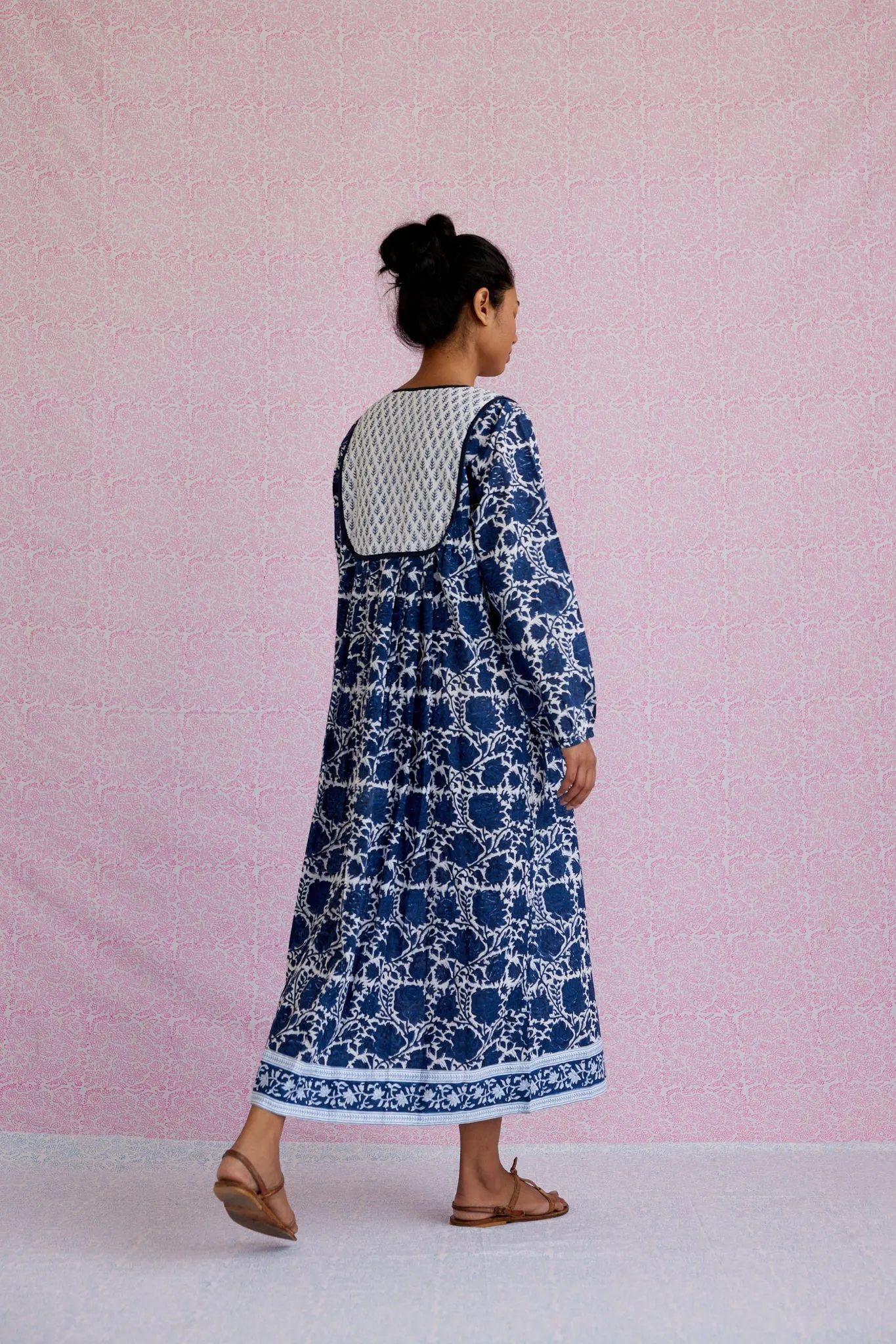 Kitty dress in indigo