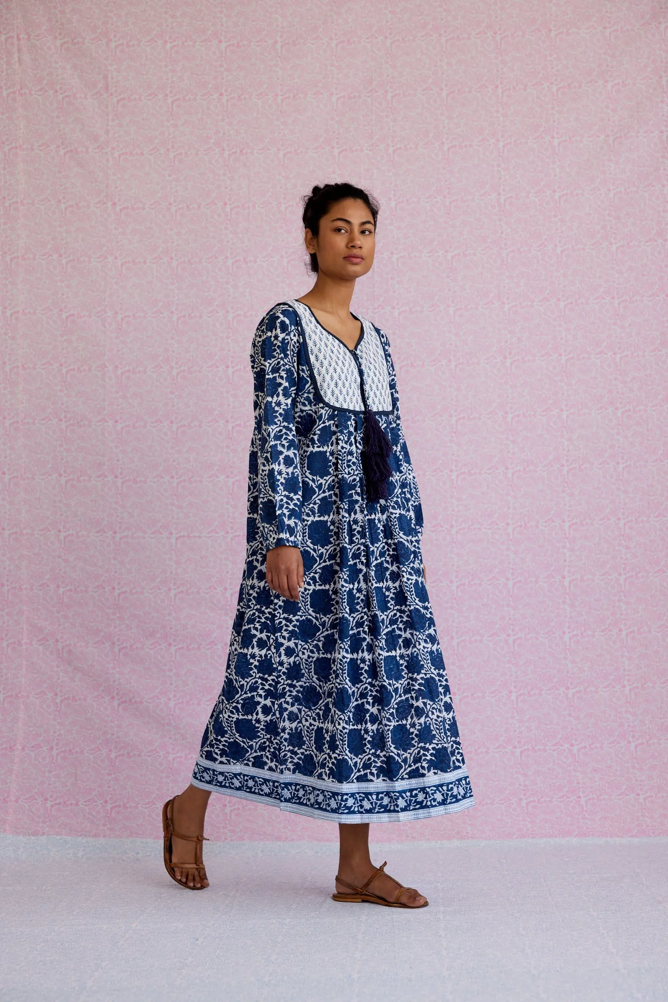 Kitty dress in indigo