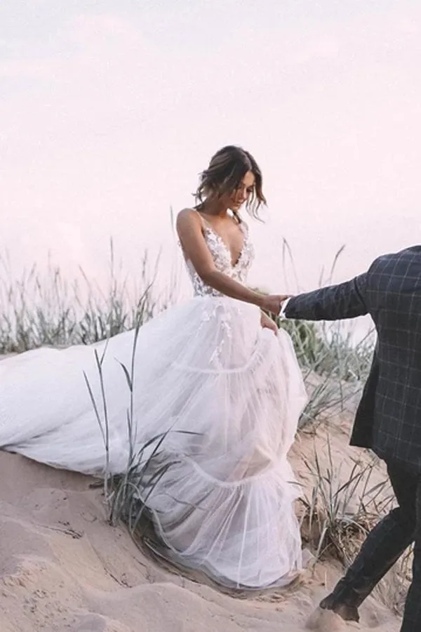 Layered Tulle Unlined Lace Wedding Ball Gown with Deep V-neck Wedding Dresses,MW371