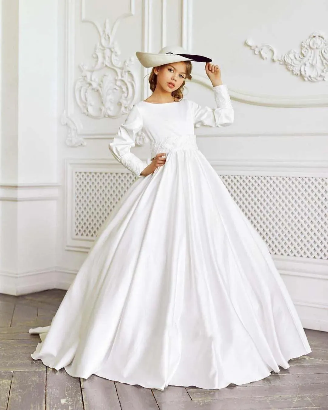 Light Pink Tulle Flower Girl Dress with Half Sleeves