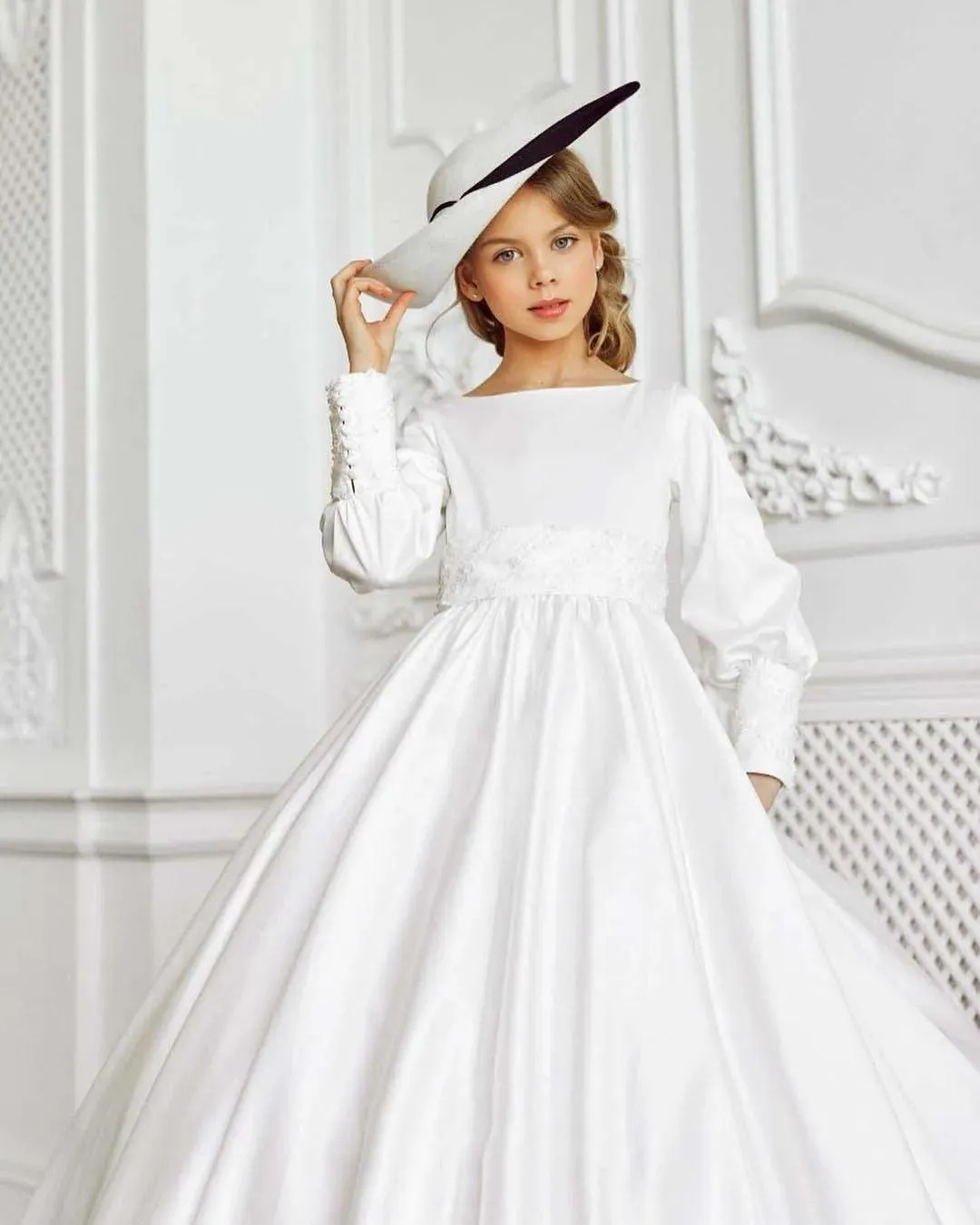 Light Pink Tulle Flower Girl Dress with Half Sleeves