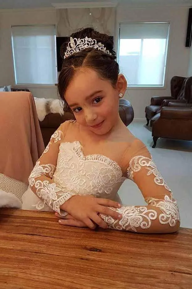 Loverly Ball Gown Round Neck Light Tulle Flower Girl Dress with Appliques, FGY0147
