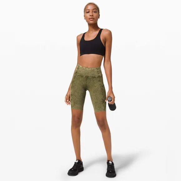 Lululemon Fast and Free Short 10&quot; in Ice Wash Moss Green Size 6