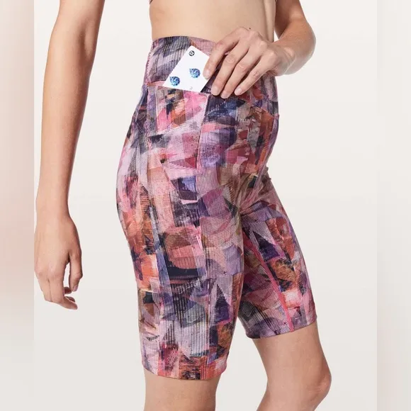 Lululemon On Pace Short 10&quot; in Sun Dazed Multi Pink Size 2