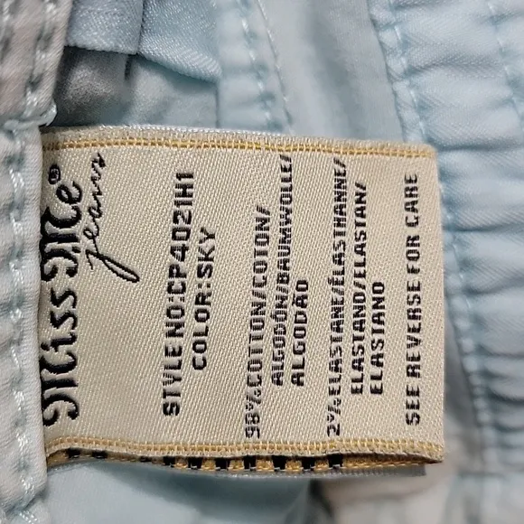 Miss Me Light Blue Shorts size 30 Beautiful Sky Color Frayed Hem Super Cute
