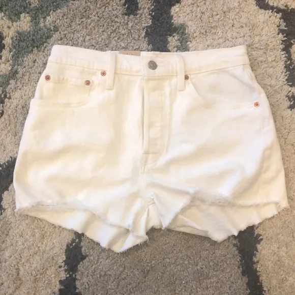 NEW Levi’s 501 Original White Denim High Waist Distressed 28 Stretchy Jean Short