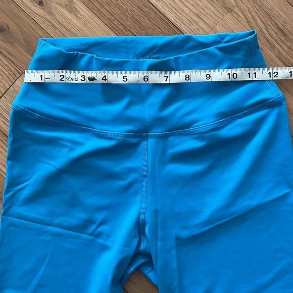 NWOT 7 Days Active Biker Shorts Size M Ocean Blue