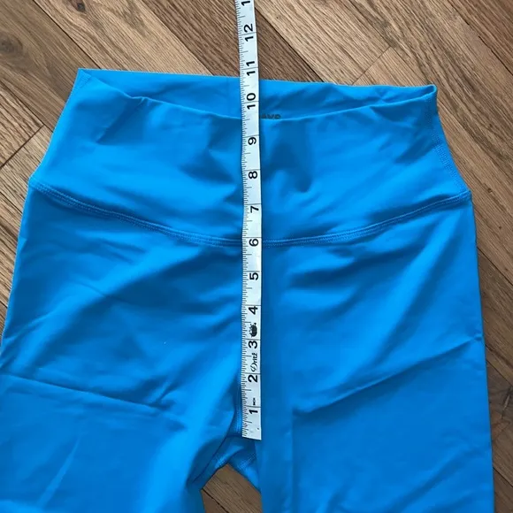 NWOT 7 Days Active Biker Shorts Size M Ocean Blue