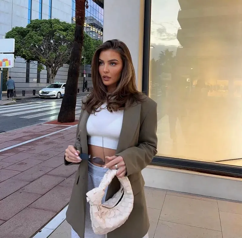 Olivia | Trendy en Veelzijdige Damesblazer