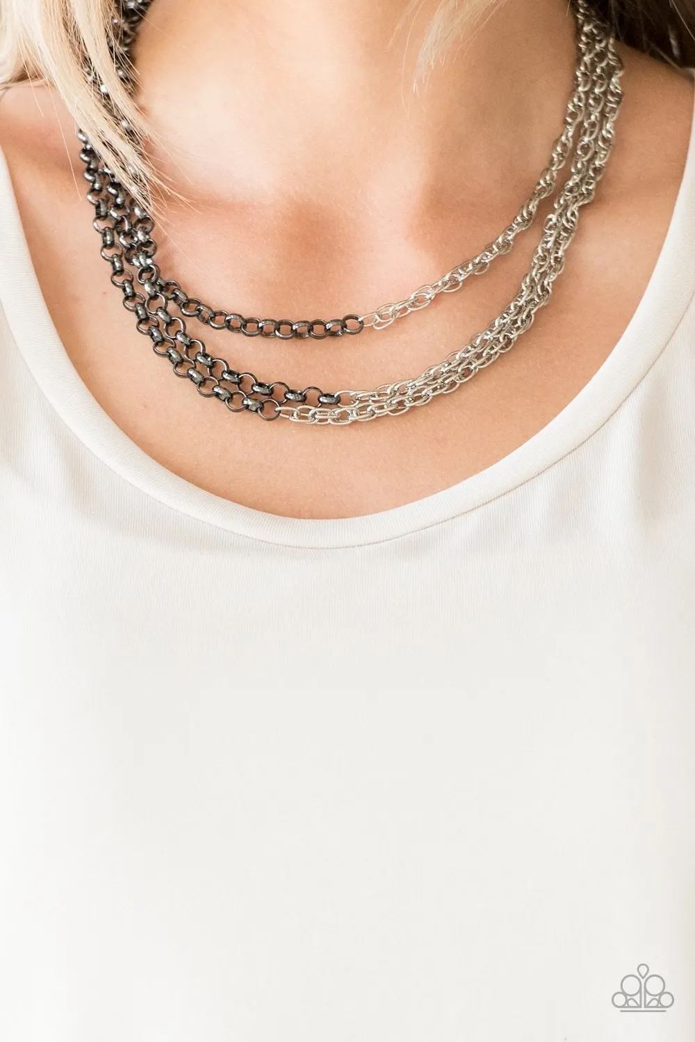 Paparazzi Metro Madness - Black and Silver Necklace
