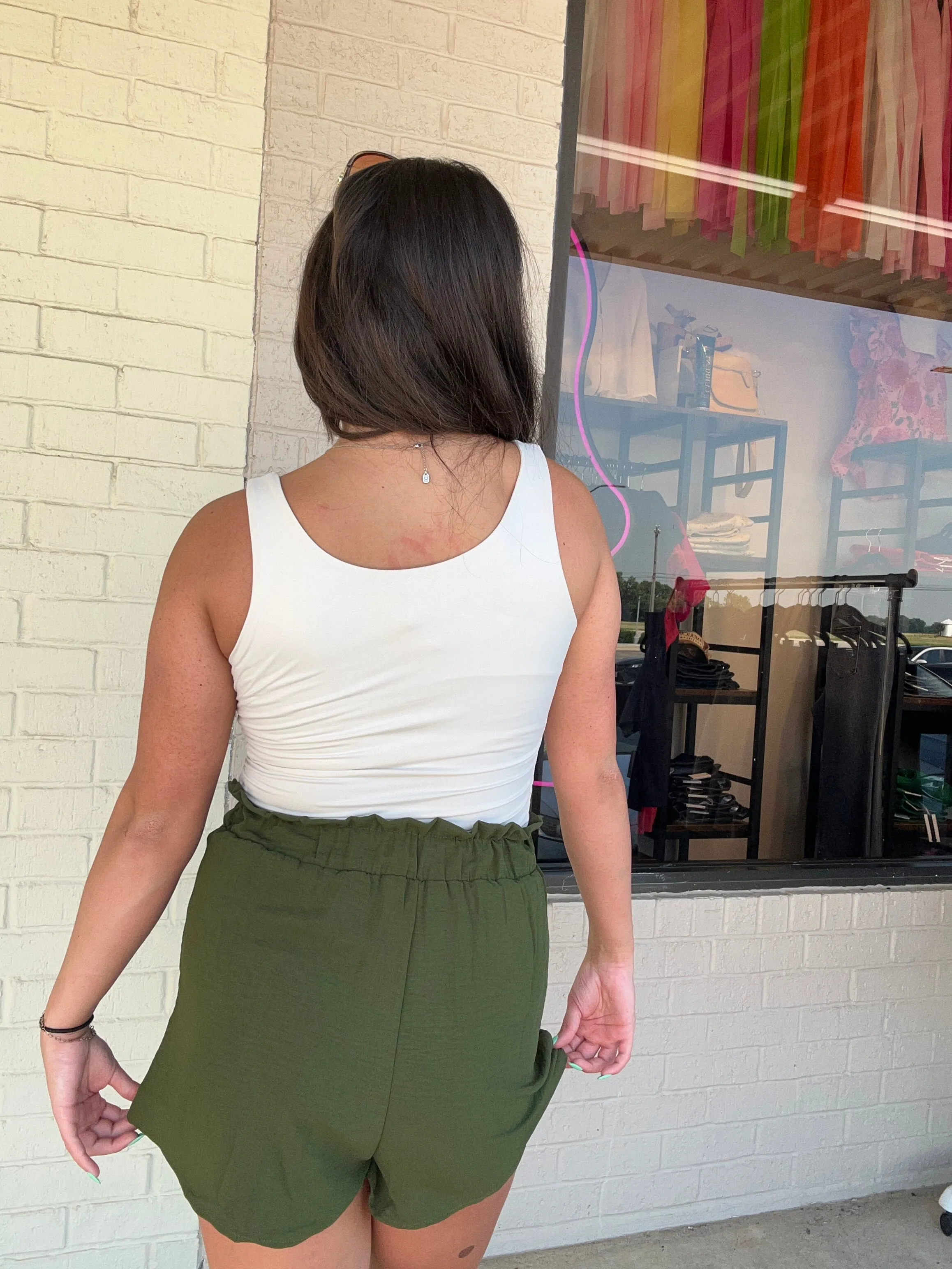 PLEATED PULL-ON SHORTS