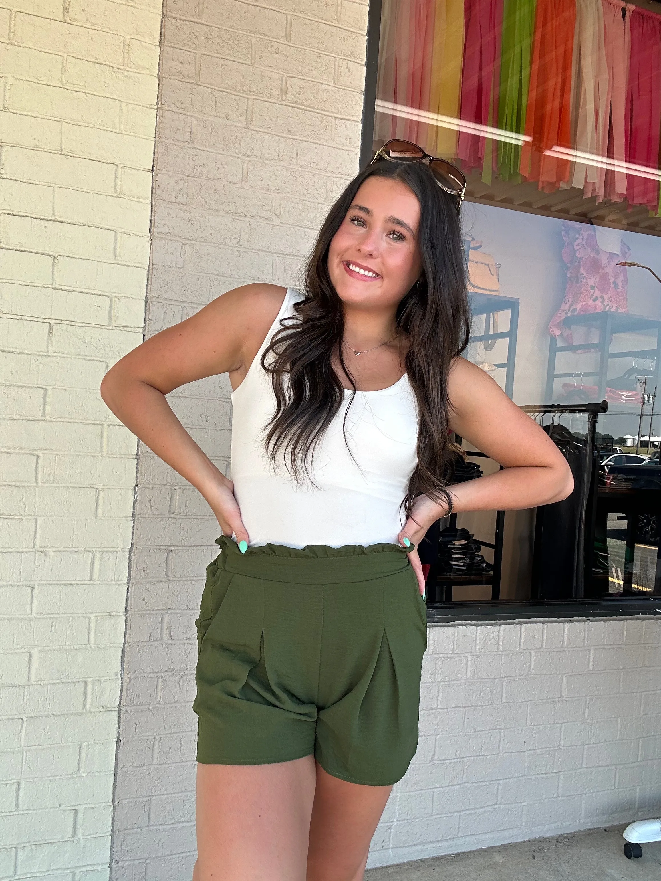 PLEATED PULL-ON SHORTS