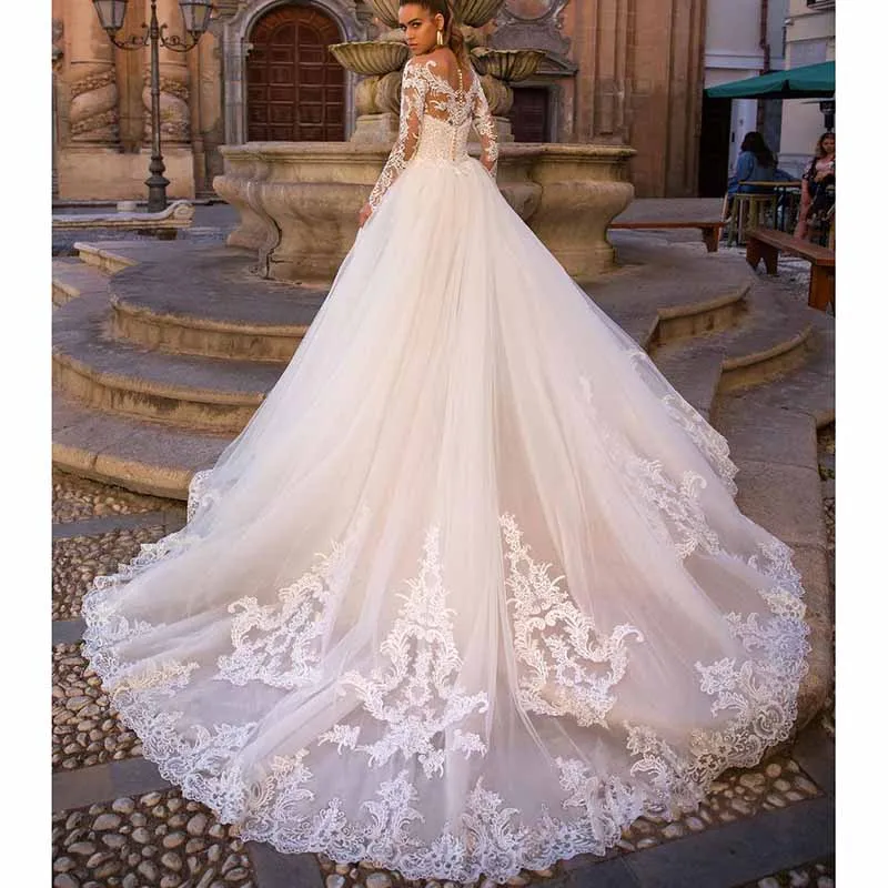 Princess Off the shoulder tulle church wedding dresses with appliques detachable sweep train bridal dress
