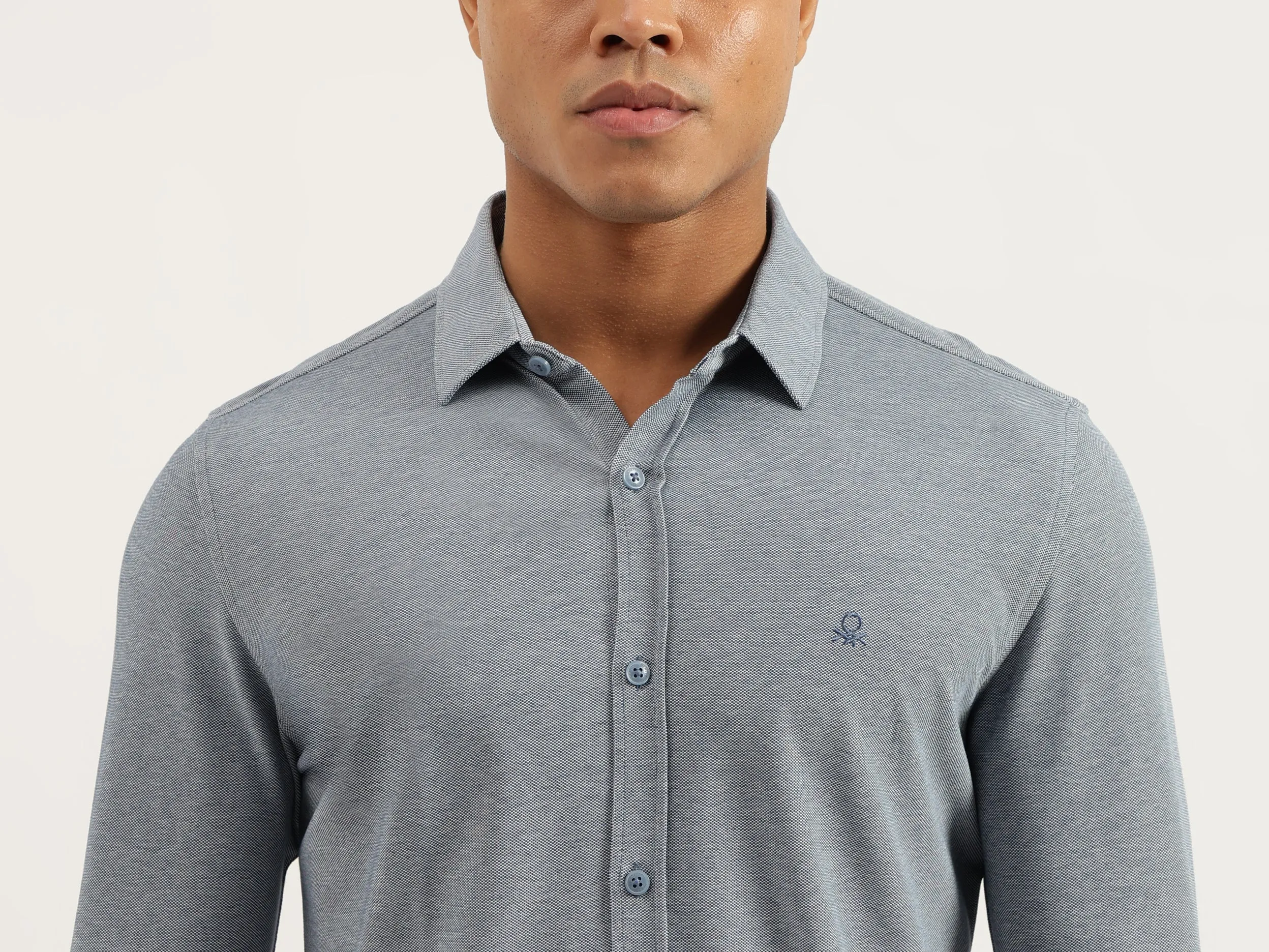 Regular Fit Spread Collar Solid Shirts