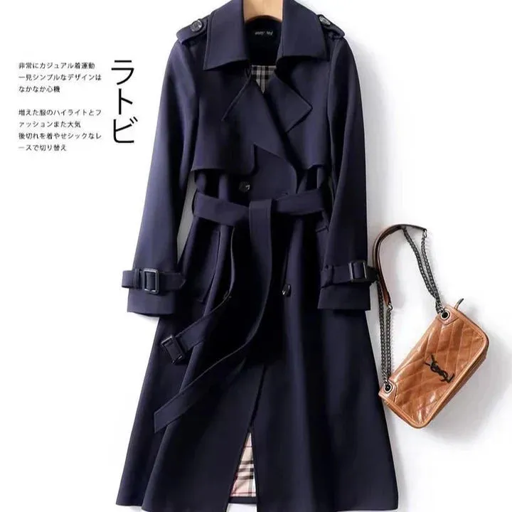Ruby coat with double row of buttons