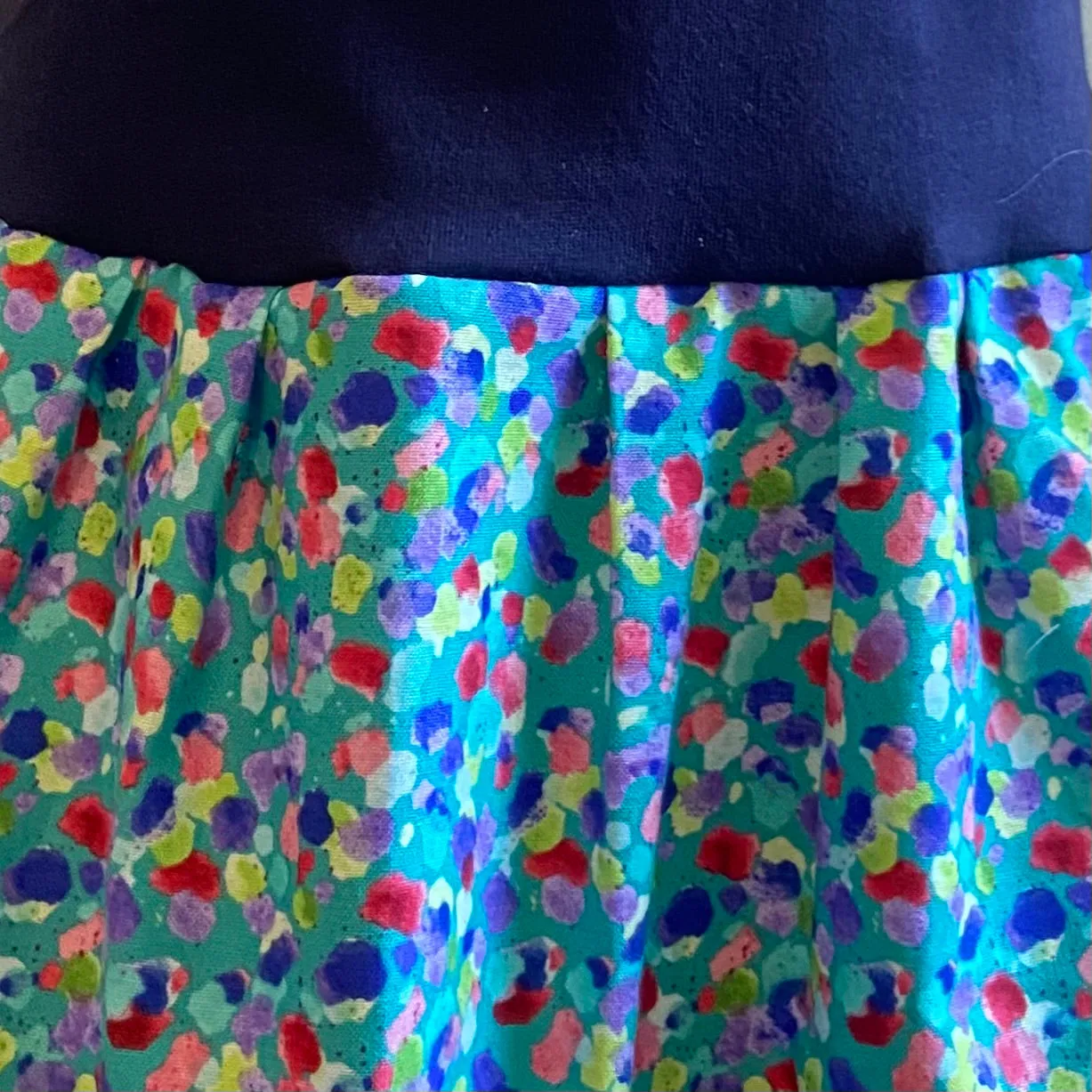 Short Sleeve Winnie Dress - NAVY WITH SPOTS