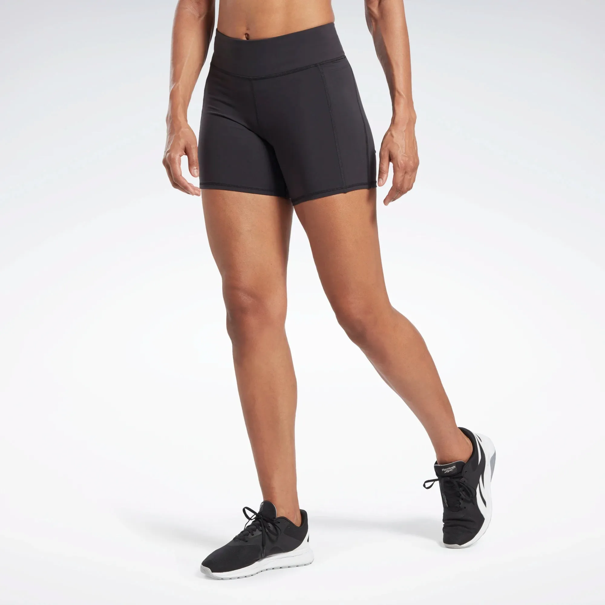 SHORTS REEBOK LUX BOOTIE PANTA CORTO WORKOUT DONNA NERO