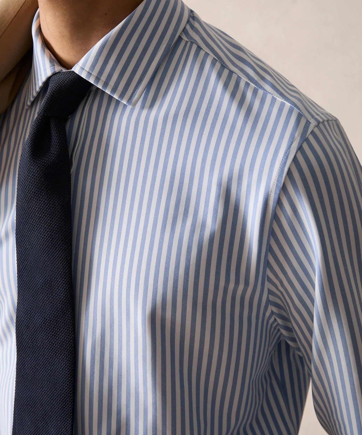 Slim Fit Stretch Knit Dress Shirt