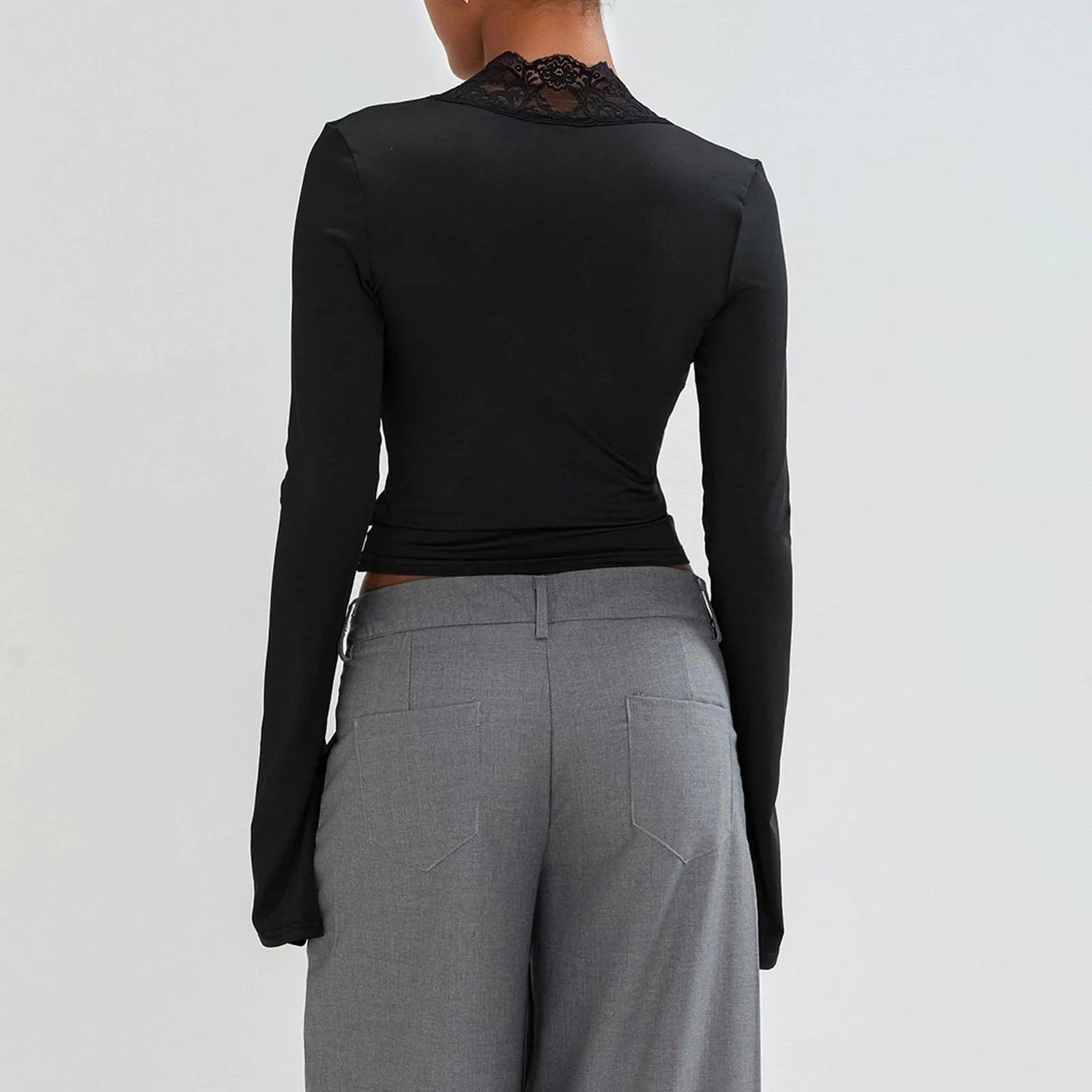Slim V-Neck Lace Top – Trendy Trumpet Long-Sleeved