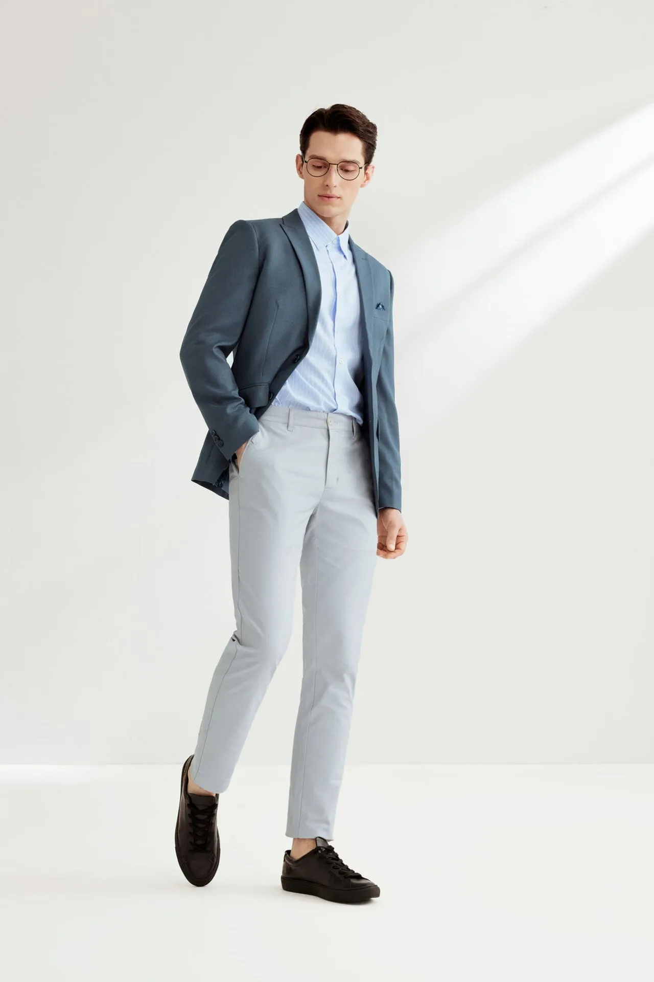 Teflon Finishing Stain Resistant Suit in Smart Fit