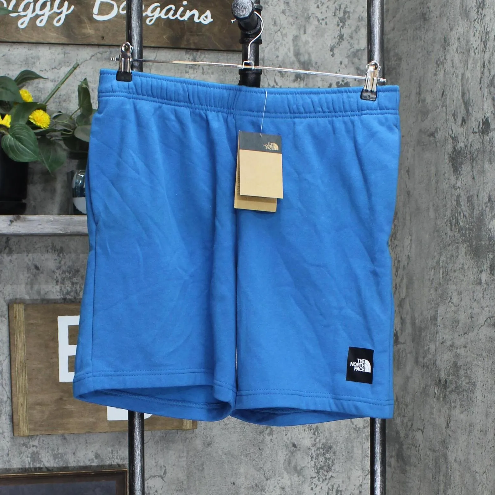 The North Face Men's Never Stop Shorts NF0A4AAGM19