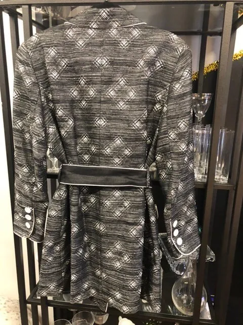 TRENDY JACKET, size 10. #1732