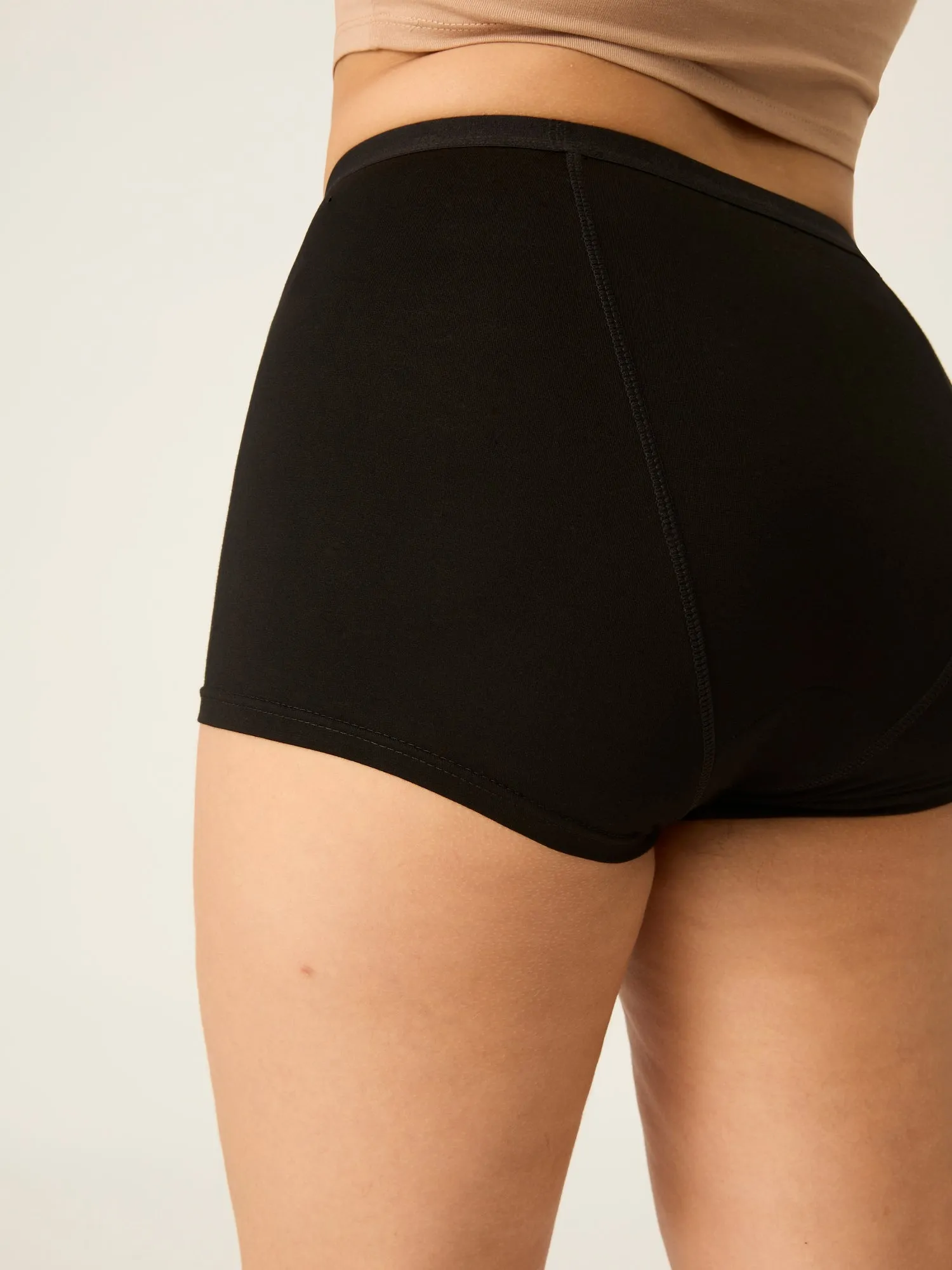 Vegan Boyshort Moderate-Heavy Black