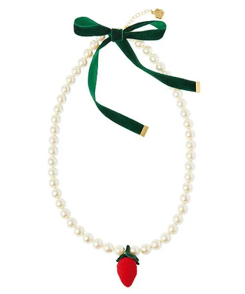 Velvet Strawberry Pearl Necklace【Japan Jewelry】