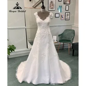 Vinatge Lace Appliques V Neck Soft Satin Wedding Dress with Short Sleeve  Bridal Gown Backless vestido de novia Roycebridal